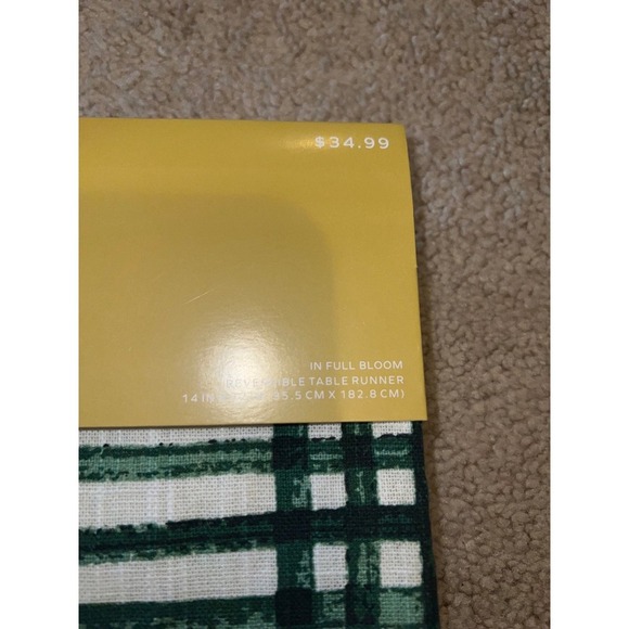 New place & Time reversible table runner  In full bloom  GREEN AND WHITE PLAID - Picture 2 of 8